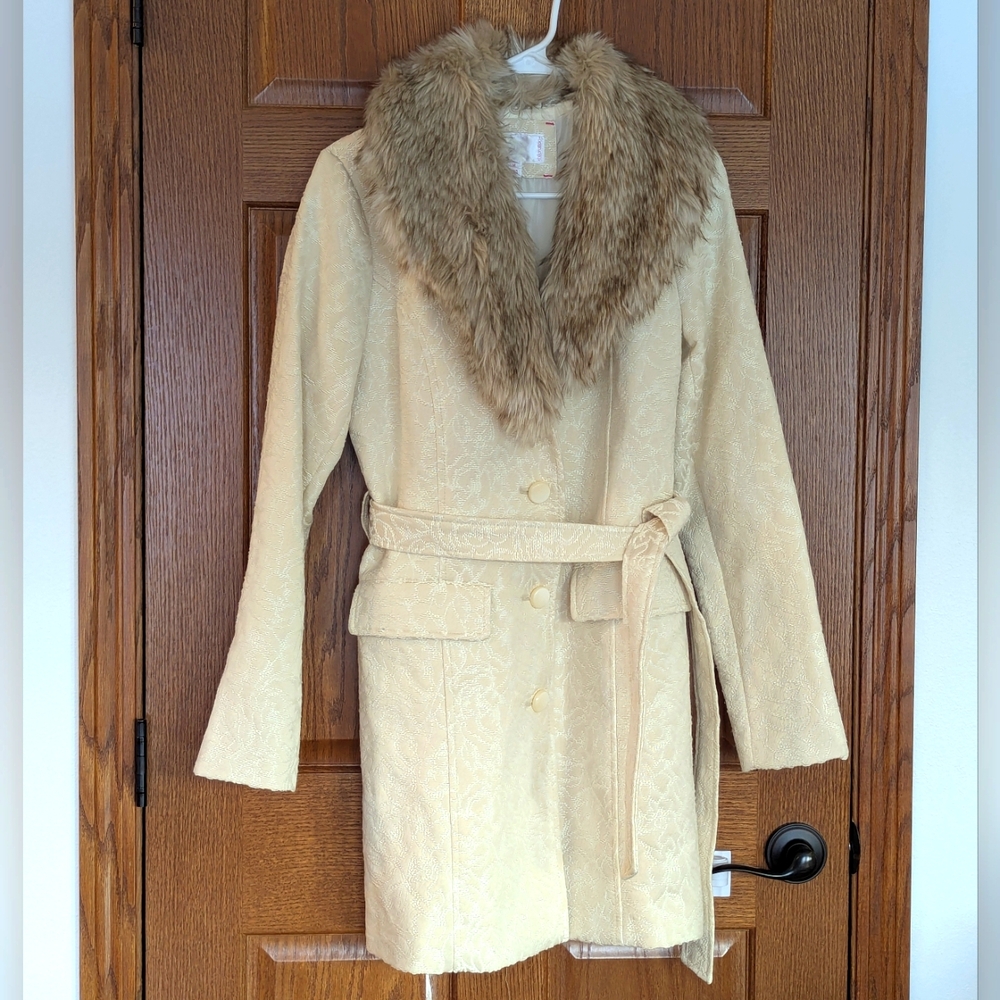 Faux Fur Embroidered Brocade Jacket Medium